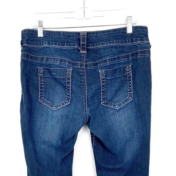 Maurices Straight Leg Jeans Lightly Distressed Detailed Stitching Large - Picture 4 of 7